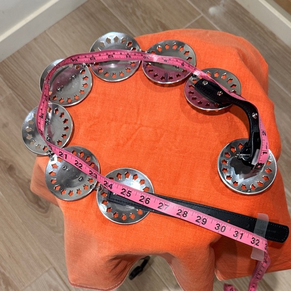 Silver Concho Belt with Black Strap - Picture 3 of 6